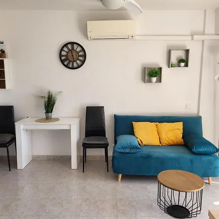 Apartman 60 M2,piscine, Commerce