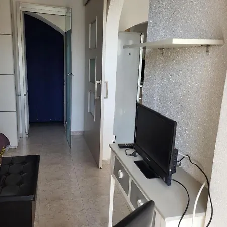 60 M2,piscine, Commerce *